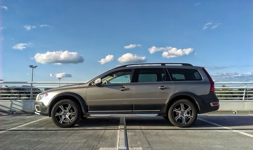 Volvo XC70 D5 Fot: Przemysław Pepla