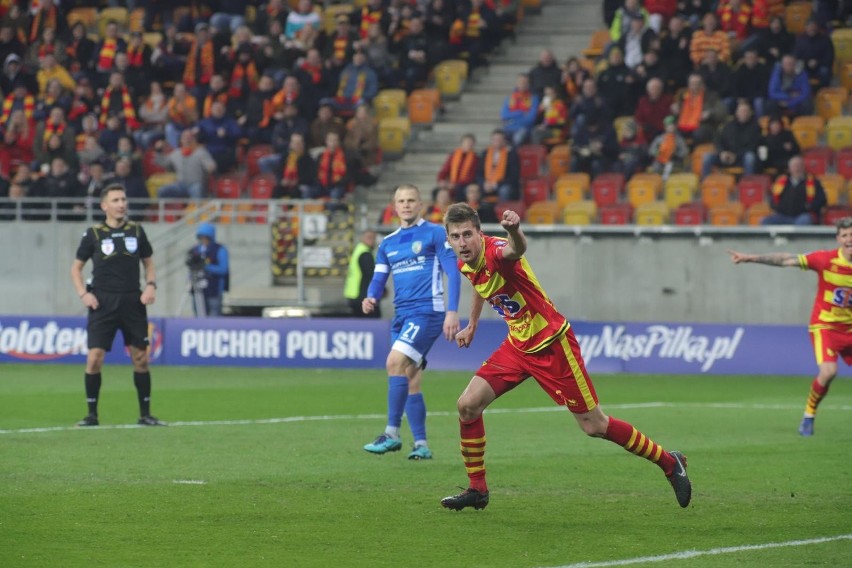 Jagiellonia pokonała Miedź 2:1 i awansowała do finału...