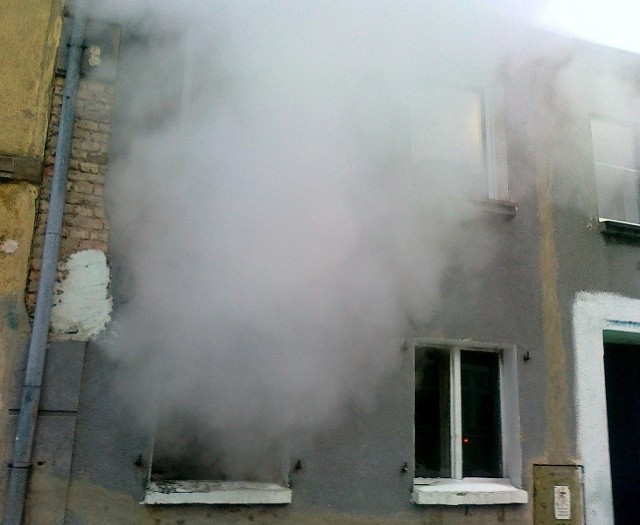 Dzięki czujności sąsiadów i szybkiej akcji rzepińskiej jednostki OSP ogień nie rozprzestrzenił się poza obręb mieszkania