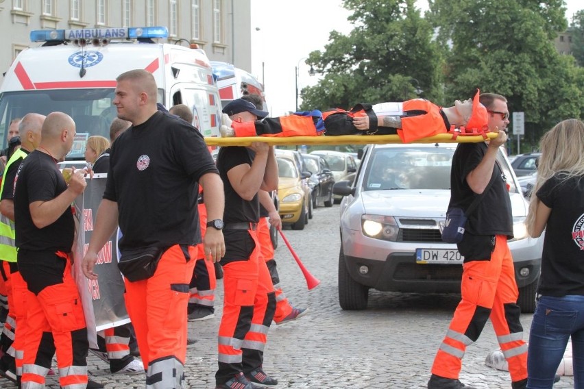 Protest ratowników medycznych we Wrocławiu, 30.06.2017