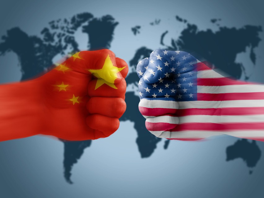 Czy USA i Chiny dryfują w stronę zimnej wojny? Wiele na to