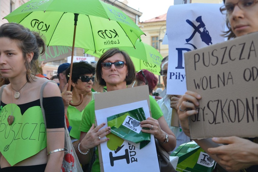 Pikieta w obronie Puszczy Białowieskiej. Chcą lasu, a nie fabryki desek (ZDJĘCIA, WIDEO)