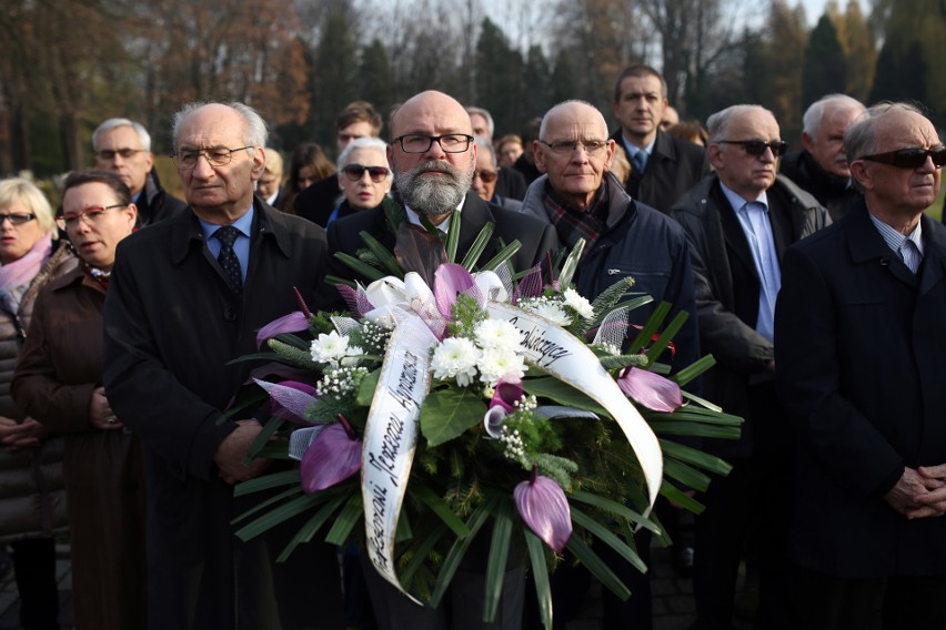 Profesor spoczął na cm. Rakowickim