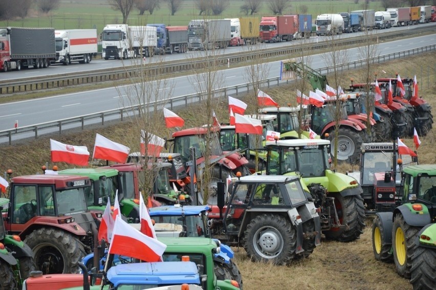 Blokada drogi krajowej S7 w powiecie nowodworskim