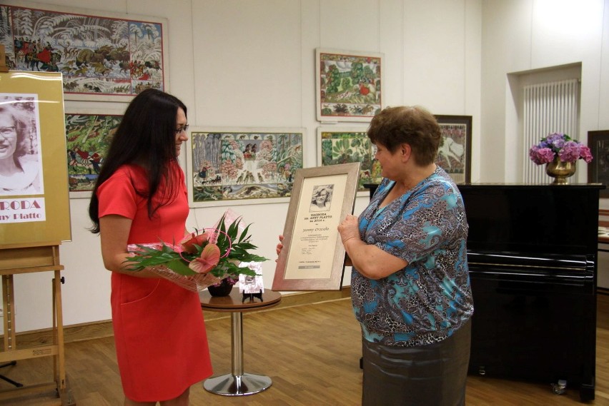 Bibliotekarka roku: Joanna Orzeszko z Włodawy laureatką Nagrody im. Anny Platto (ZDJĘCIA)