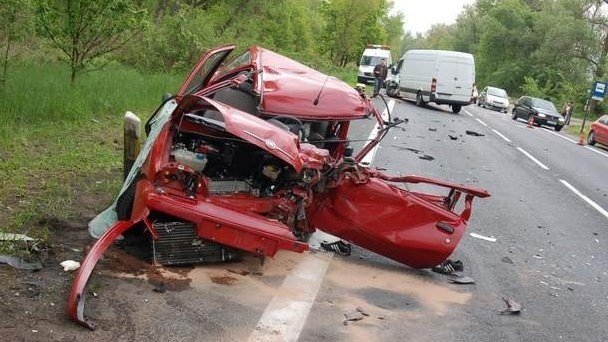 Wrak samochodu wyglądał makabrycznie.