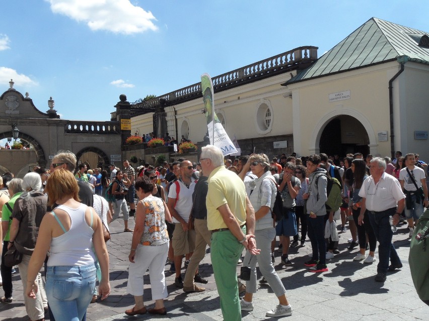 Uczestnicy Światowych Dni Młodych przybywają Na Jasna Górę