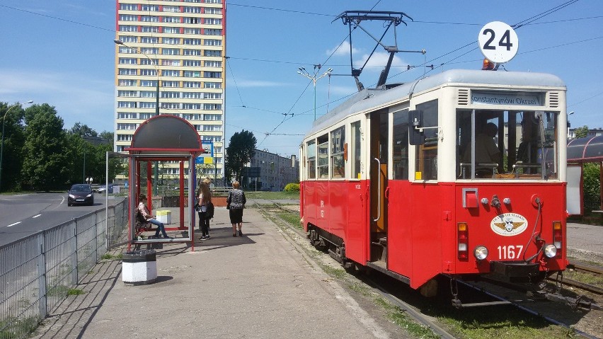 Stary tramwaj typu 4N do końca wakacji obsługiwać będzie...