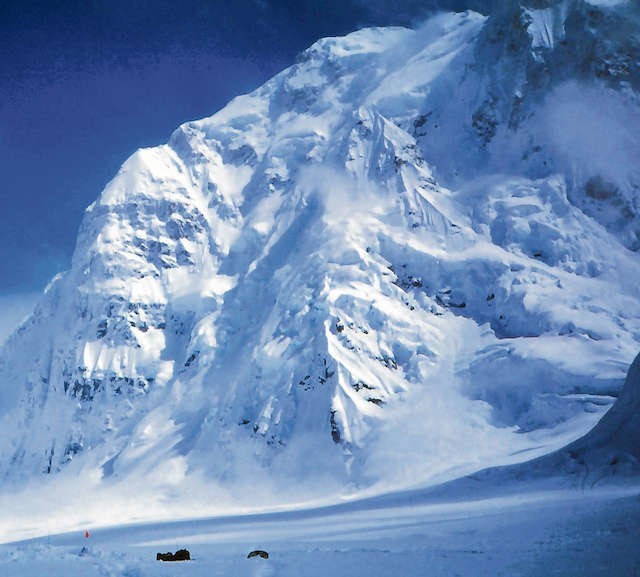 Podczas dzisiejszego wernisażu po raz pierwszy będzie można obejrzeć 42 unikalne fotografie z wypraw w najwyższe pasma górskie na świecie
