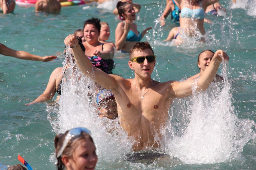 Aqua aerobik i inne atrakcje Kąpieliska Leśnego w Gliwicach ZDJĘCIA