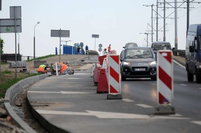 Prace przy zjeździe z wiaduktu Kościuszki potrwają jeszcze do połowy maja 