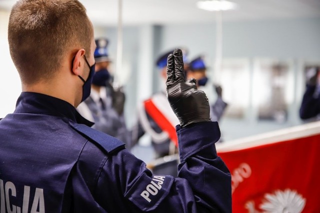 Podczas czwartkowego ślubowania z Komendzie Wojewódzkiej Policji w Kielcach