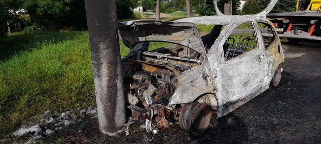 Wypadek w Jastrzębiu-Zdroju. Zobacz kolejne zdjęcia. Przesuwaj zdjęcia w prawo - naciśnij strzałkę lub przycisk NASTĘPNE