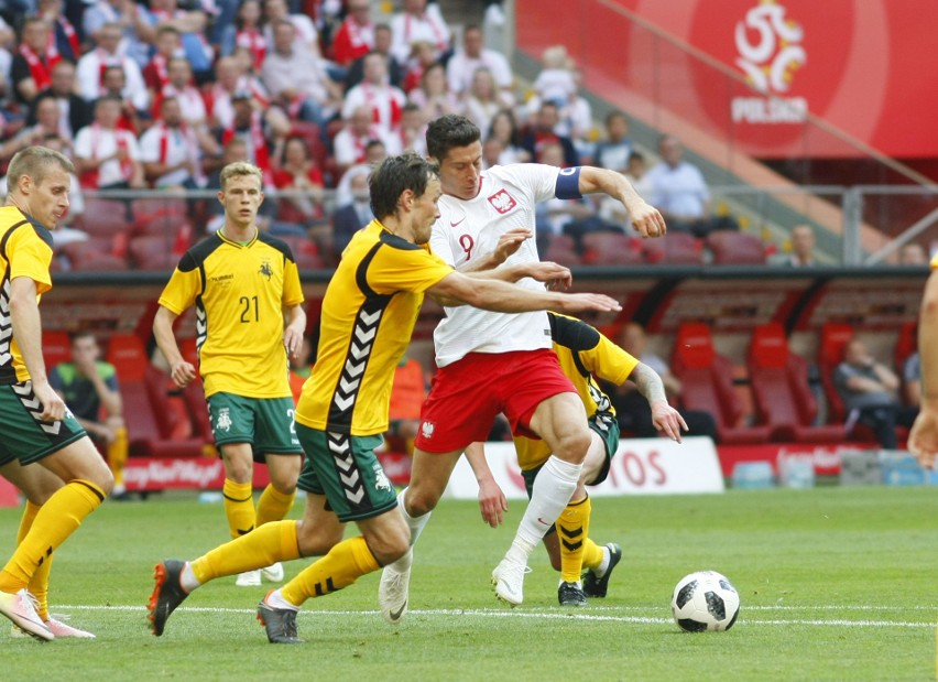 Polska - Litwa 4:0. Ten mecz, ostatni przed wylotem do Rosji...