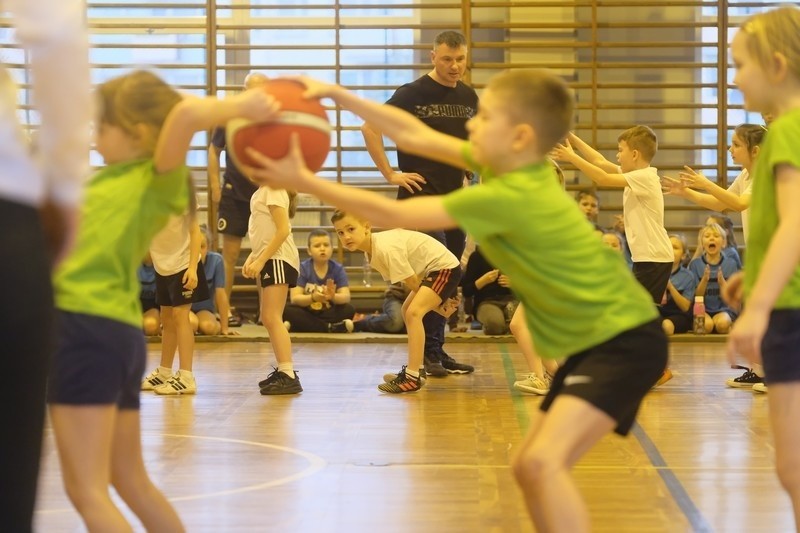 Złe czasy dla sportu i wychowania fizycznego w najmłodszych...