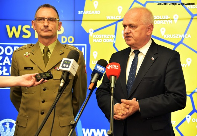 - Organizacja pikników związana jest z rozpoczęciem naboru do nowego rodzaju służby w wojsku - mówił wojewoda Władysław Dajczak.