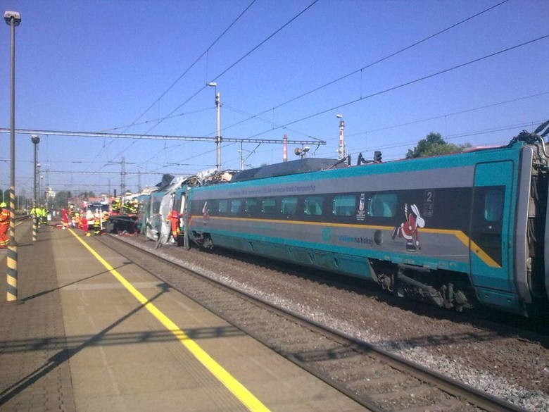 Czechy, Studenka. Wypadek Pendolino w Czechach. Dwie osoby...