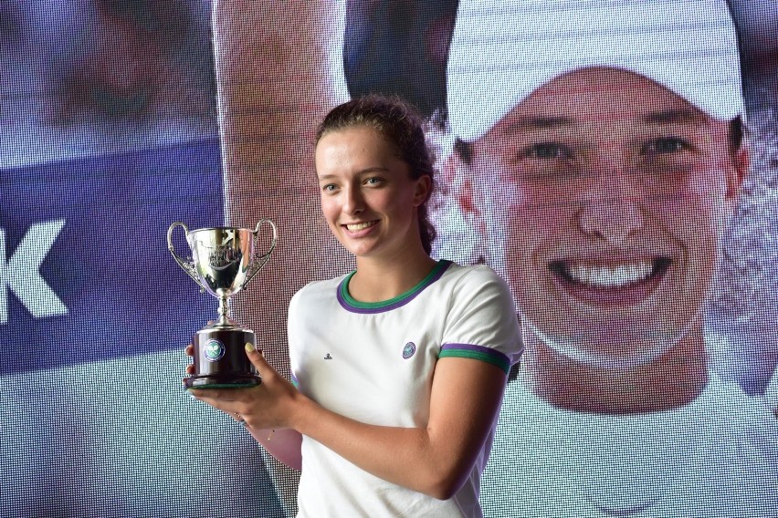 Przed rokiem Iga Świątek wygrała juniorski Wimbledon