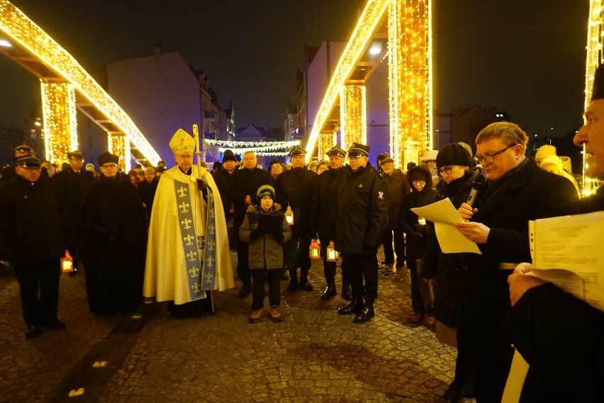 W piątek, 8 grudnia kościół katolicki obchodzi uroczystość...