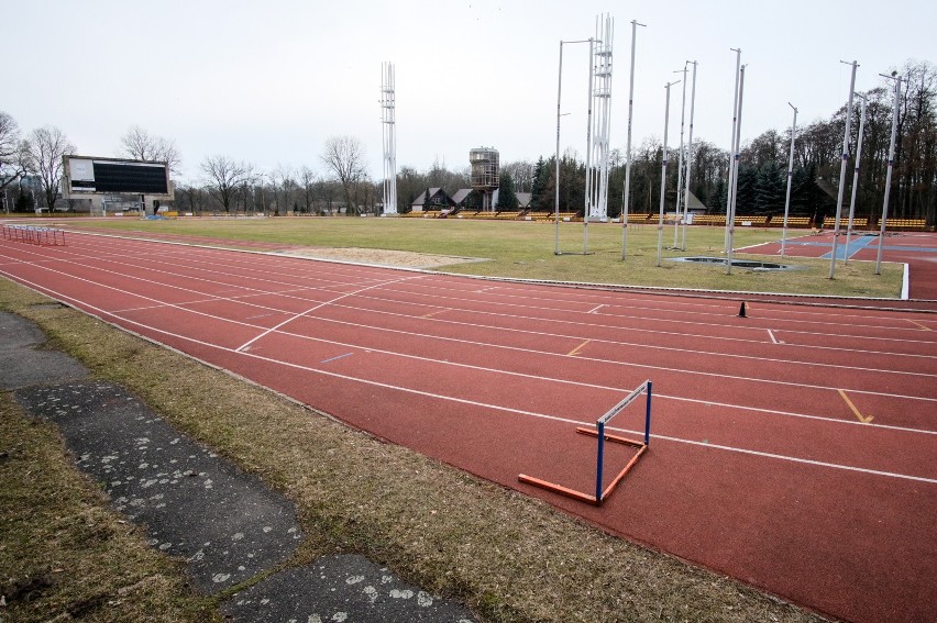 Stadion lekkoatletyczny na Golęcinie, należący do POSiR, z...