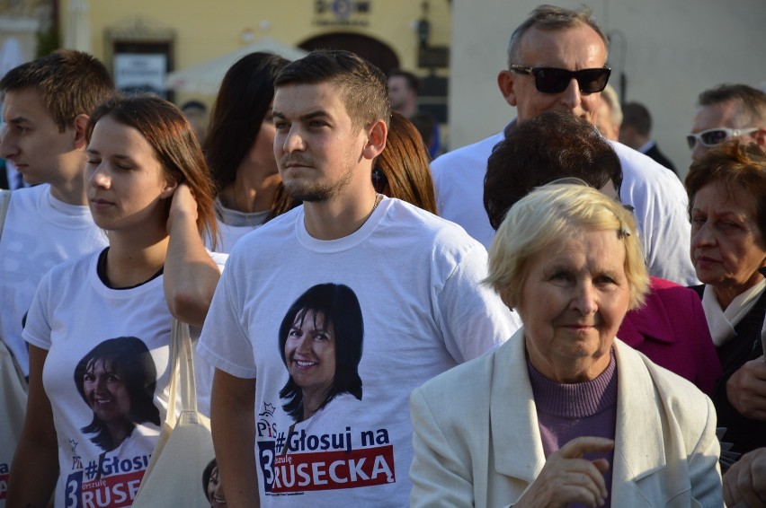 Tarnów. Beata Szydło spotkała się z mieszkańcami [WIDEO]