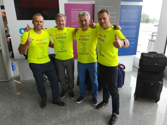 Uczestnicy Freedom Charity Run 2017 Mateusz Pietruliński, Mariusz Szeib, Daniel Wcisło i Jacek  Trębecki