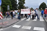 Blokada DK 75 w Gnojniku. Mieszkańcy przeciwni budowie "Sądeczanki" według wariantu forsowanego przez GDDKiA [ZDJĘCIA]