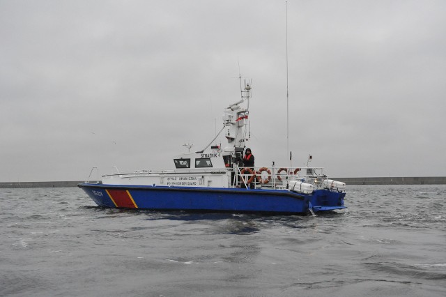 Załoga jednostki pływającej SG-214 z Pomorskiego Dywizjonu Straży Granicznej interweniowała na Zalewie Szczecińskim