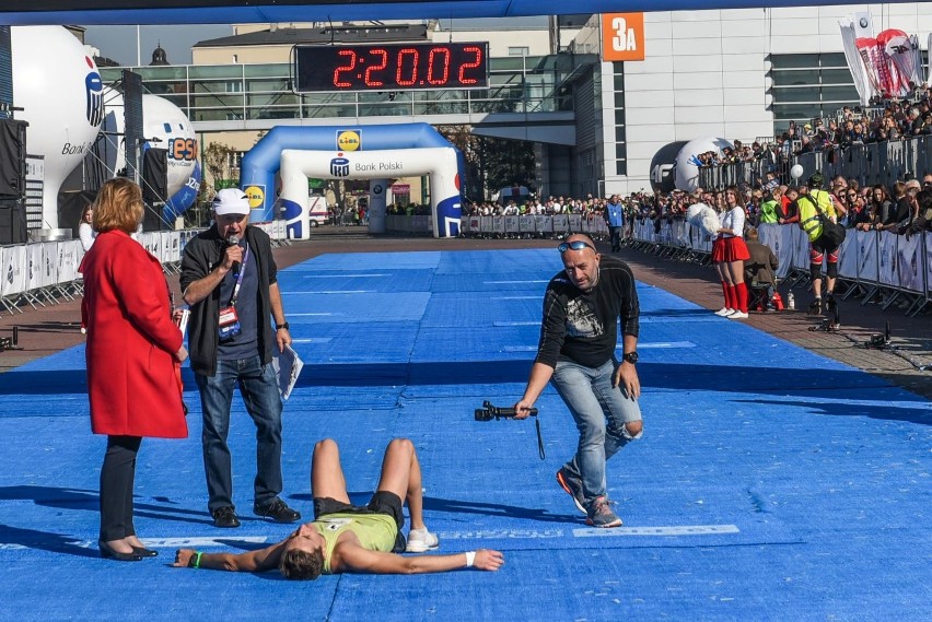 Poznański maraton zawsze jest wiekiem świętem biegania i...