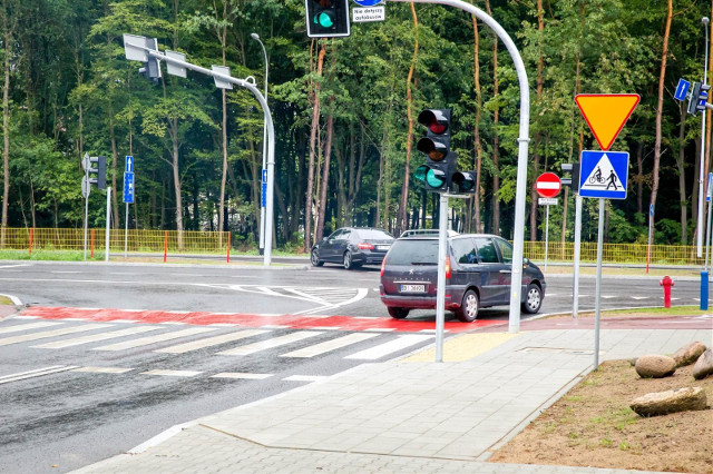 Absurdalny nakaz skrętu. Urzędnikom się jednak podoba