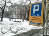 Wrocław: płatny parking przy Świebodzkim opustoszał