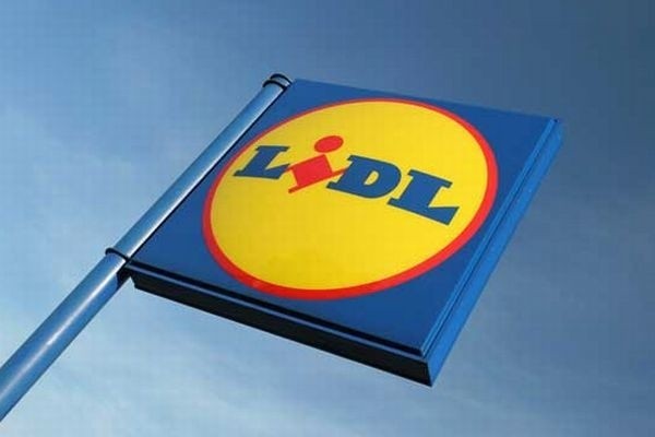 Ceny w polskich Lidlach. Doganiają Lidle holenderskie i niemieckie Porównano ceny najpopularniejszych produktów spożywczych w Lidlach