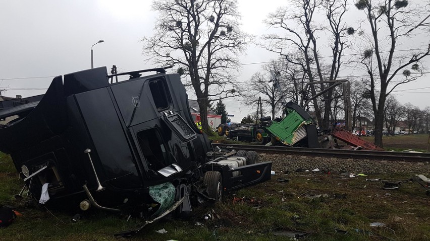 Wypadek Pendolino z Wrocławia do Warszawy. Wiele osób rannych 