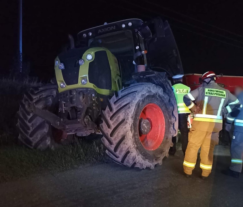 Śmiertelny wypadek w Sadkowie pod Wrocławiem. Osobówka uderzyła w ciągnik rolniczy