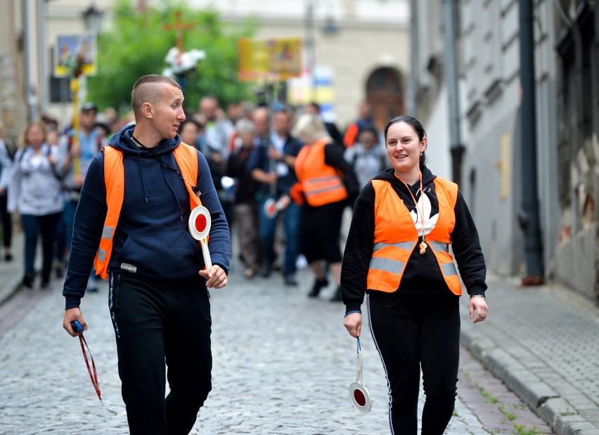 Wyruszyła 41. Przemyska Archidiecezjalna Piesza Pielgrzymka na Jasną Górę [ZDJĘCIA]