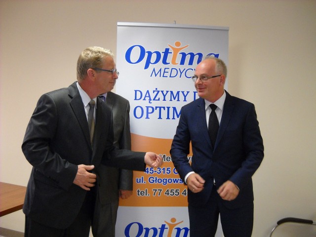 Zarząd Optimy Medycyny: Adam Szlęzak (z lewej) i Marek Błaszczyk przedstawili swoją wersję 6-letniej historii PCM.