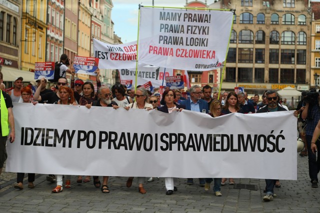 Marsz we Wrocławiu po śmierci Igora Stachowiaka