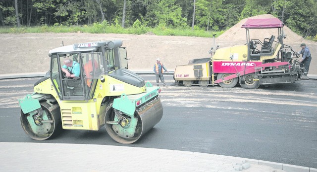 Gmina Słupsk szuka firm, które byłyby zainteresowane inwestycją na terenie Płaszewka. Na razie powstaje tam infrastruktura - kanalizacja, wodociągi oraz drogi.