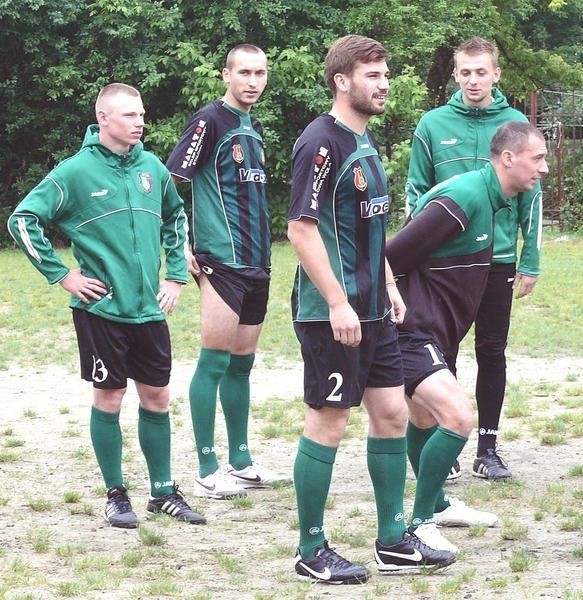 Czy piłkarze Stali Stalowa Wola zagrają w kolejnym sezonie w drugiej lidze? Na razie "Stalówka" pozostaje bez licencji PZPN.