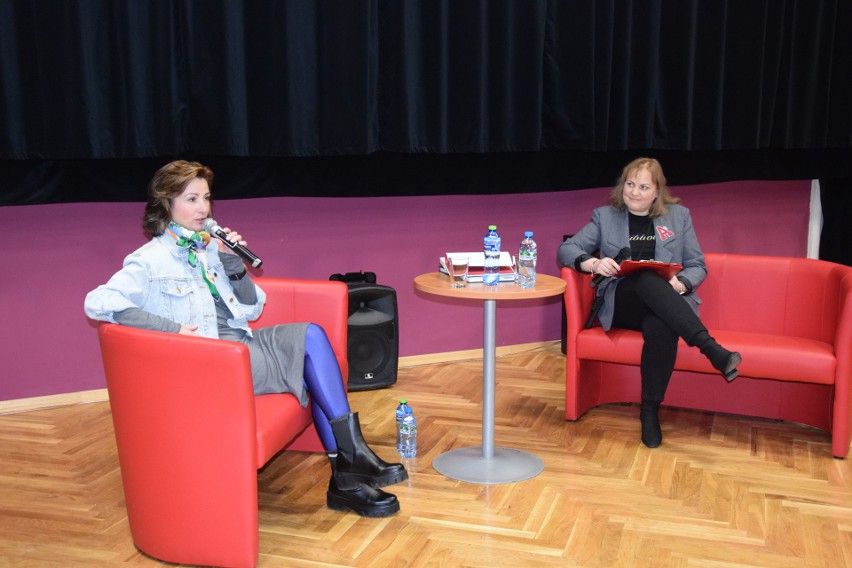 Spotkanie z Joanną Brodzik w Sali Inter żagańskiego Pałacu