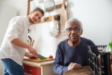 Agencja opiekunek osób starszych – dlaczego warto podjąć z nią współpracę