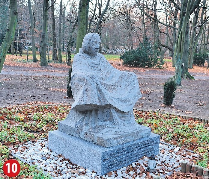 Rzeźba „Matka Ziemia” powstała w 1921 roku na zlecenie...