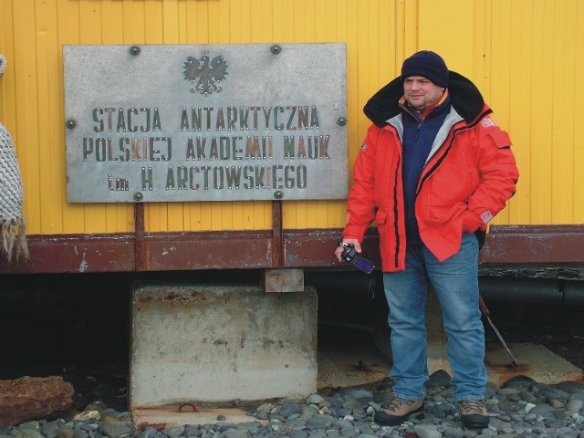 Kpt. Tomasz Kulawik poprowadzi dwa z sześciu etapów wyprawy na arktyczne wody. Nz. podczas wyprawy na Antarktydę.