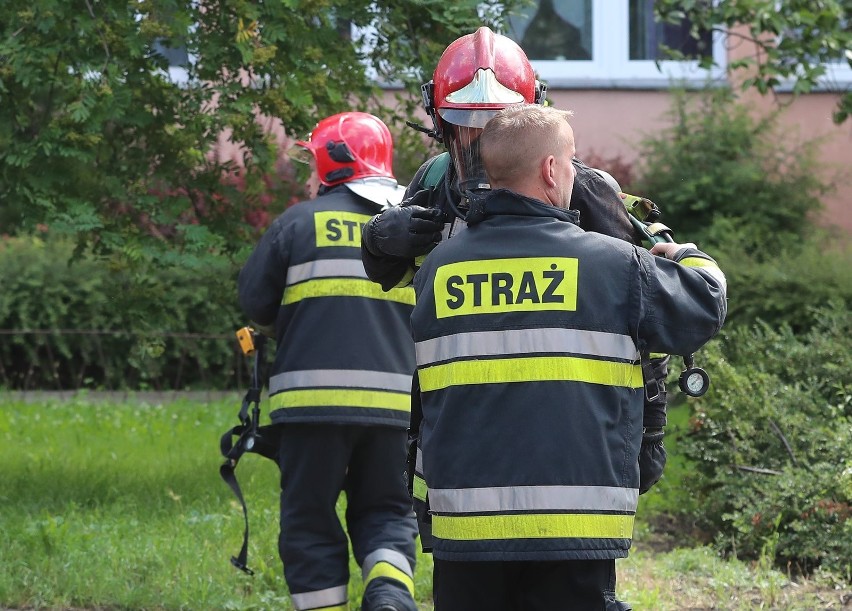 Wybuch gazu przy ul. Ofiar Oświęcimia w Szczecinie. Osiem osób poszkodowanych [wideo, zdjęcia]