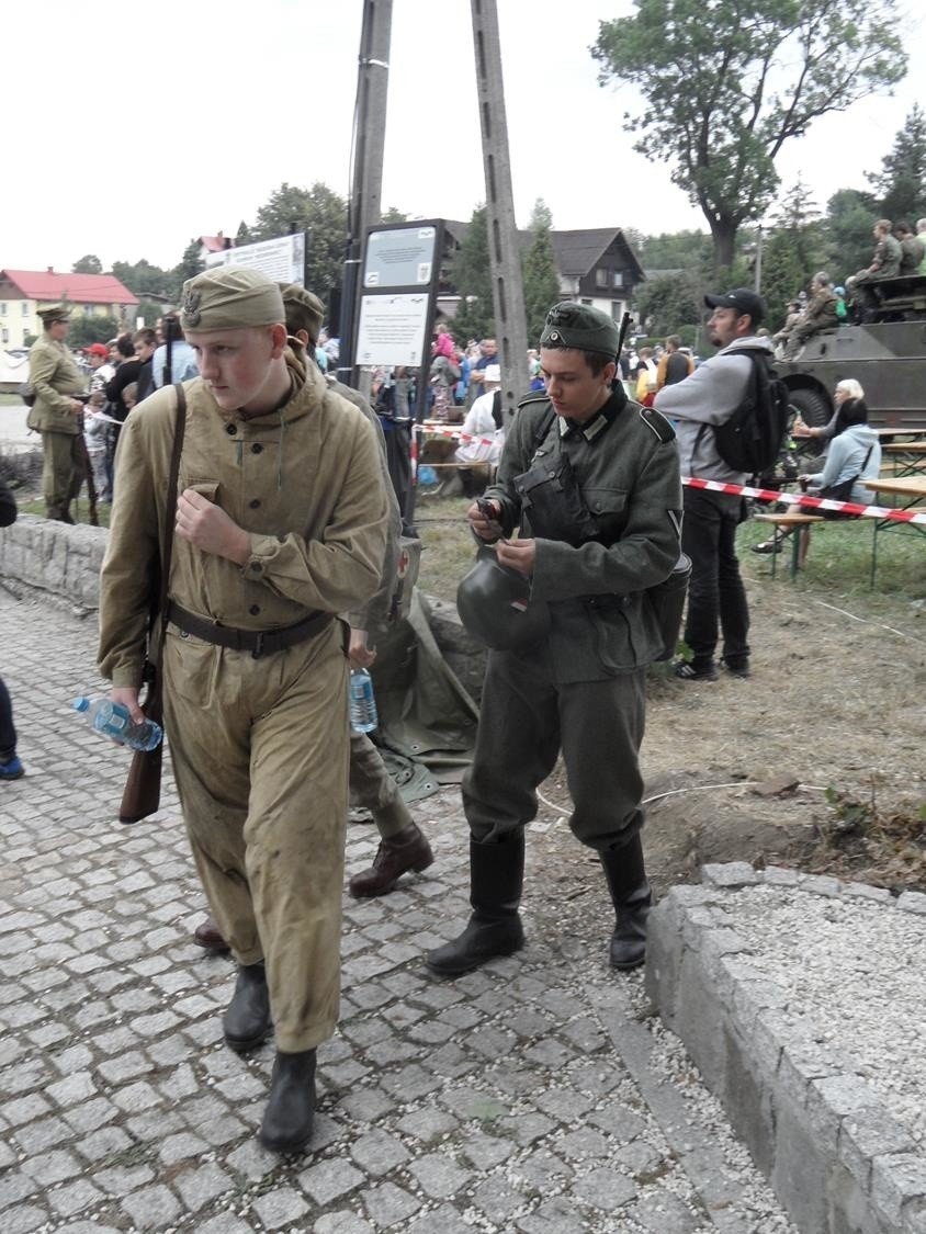 Węgierska Górka 1939: rekonstrukcja dramatycznej bitwy o Westerplatte Południa [ZDJĘCIA+WIDEO]