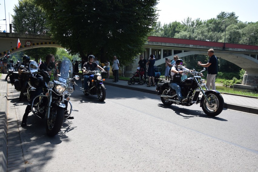 Motoserce zabiło, a właściwie zaryczało na oświęcimskich bulwarach po raz dziesiąty. Ruszajcie nad Sołę, tam się dzieje [ZDJĘCIA]