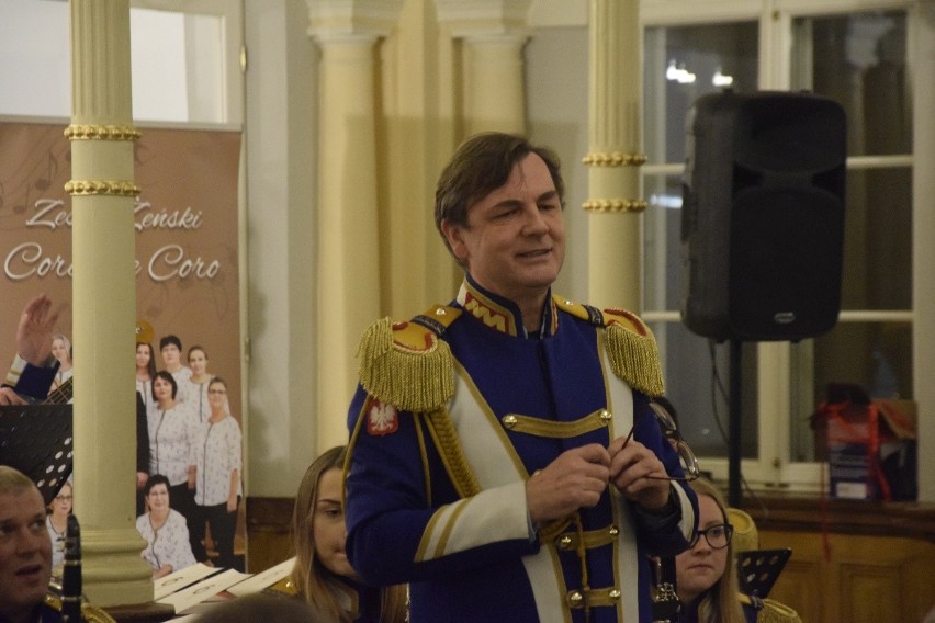 W Aleksandrowie Kujawskim przyznano nagrody za osiągnięcia w dziedzinie kultury [zobacz zdjęcia]