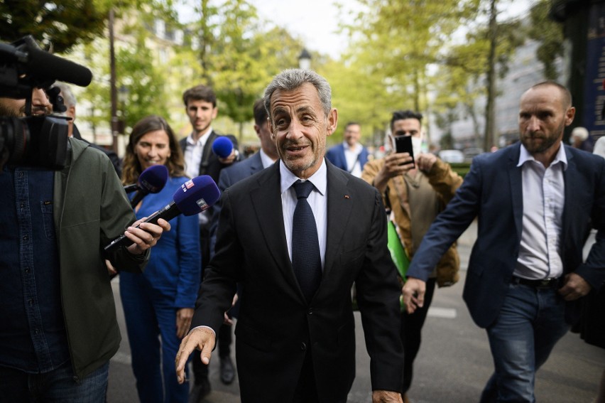 Francja: Nicolas Sarkozy skazany za nielegalne finansowanie kampanii prezydenckiej. Dostał areszt domowy
