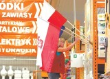 Kup flagę narodową przed świętem