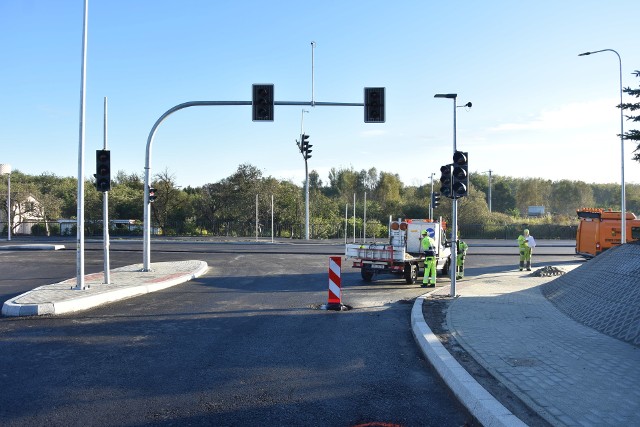 Rybnik: Ulica Rudzka niemal gotowa! Kiedy będzie przejezdna?Zobacz kolejne zdjęcia. Przesuwaj zdjęcia w prawo - naciśnij strzałkę lub przycisk NASTĘPNE